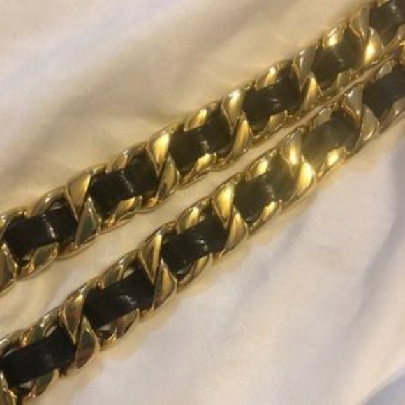Chanel black leather and gold belt main image 4
